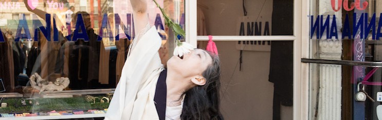 A Body in a Farmer's Market